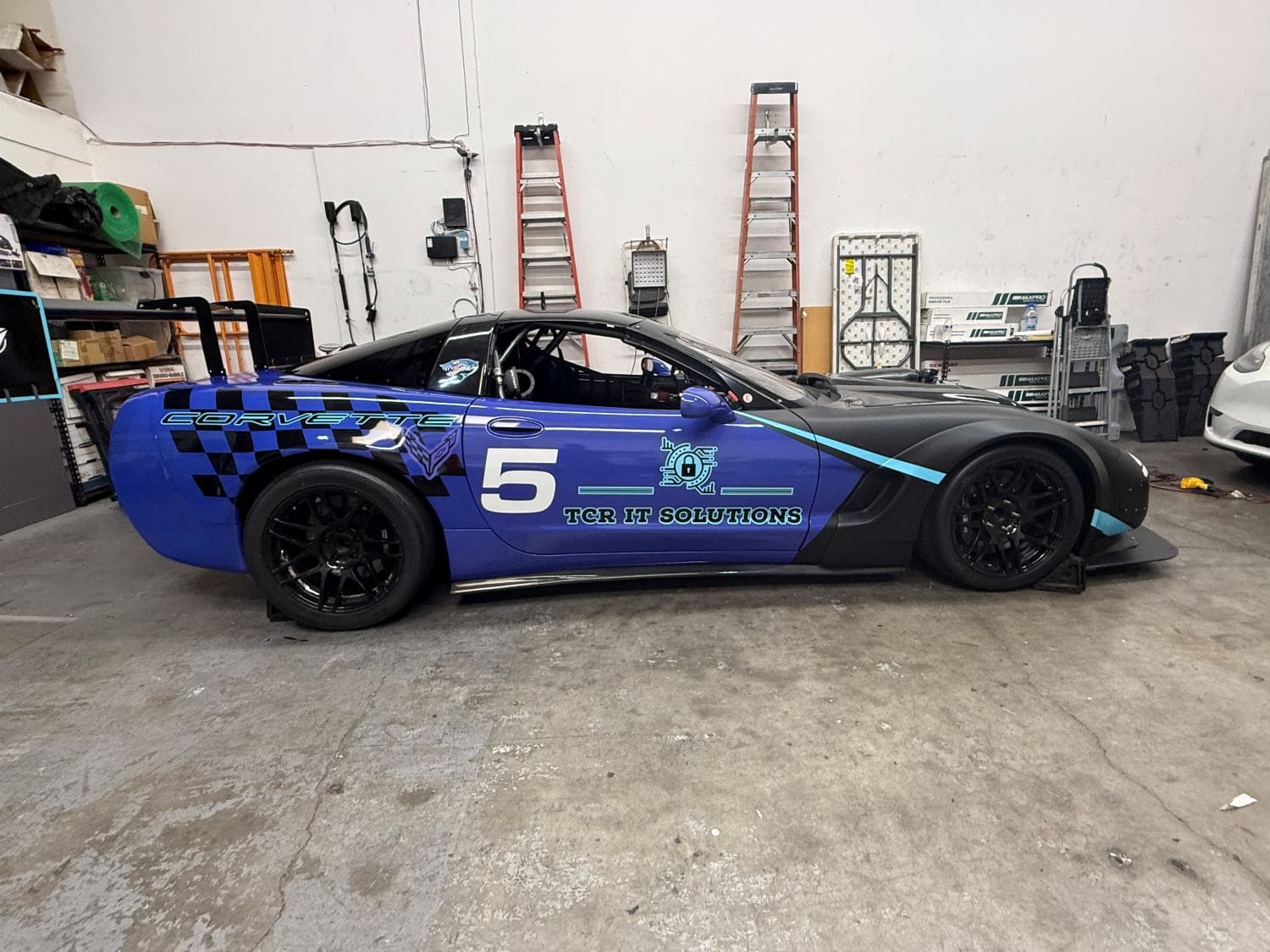 The Super Unlimited Corvette — 2 of 10