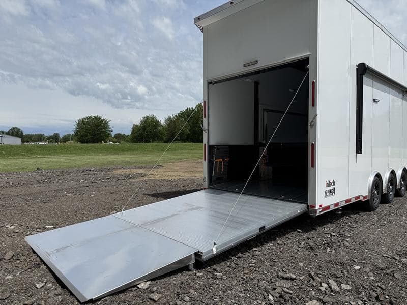 Transporter and equipment — 1 of 10